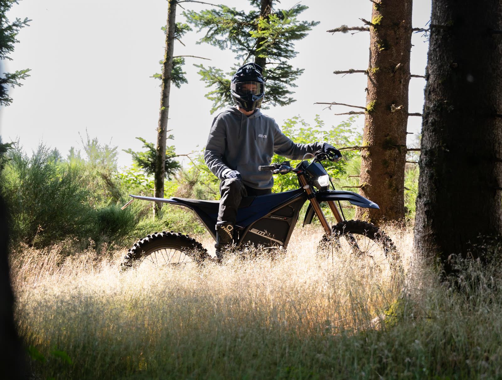 Electric Motion Escape XR terepen